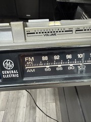 General Electric (GE) model 7-4975 C clock radio w/ Alarm, and Tape Player VTG
