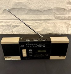 Vintage AM/FM Clock Radio Stereo System w/ One Detachable Speaker – Model # Us-2