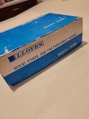 Vintage Lloyd&rsquo;s Radio Solid State Portable AM/FM Model 1N36B w/ Original Box