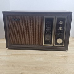 Vintage Sony TFM-9450W AM/FM Radio Woodgrain Tabletop Radio Works Read Desc