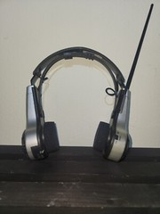 International AM FM Radio Headset Receiver Blk and Gray Vintage (Tested)