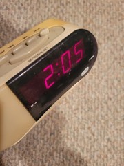 Vintage (2x) Zenith E-3000 Used Am/Fm Radio & UL ATC 9307-9 Alarm Clock w/ Light