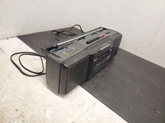 Vintage antique GPX stereo FM AM radio with cassette recorder model no. C835