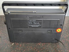 Vintage Radio Shack Realistic Portable Radio Model 12-639 – Tested/Working CLEAN