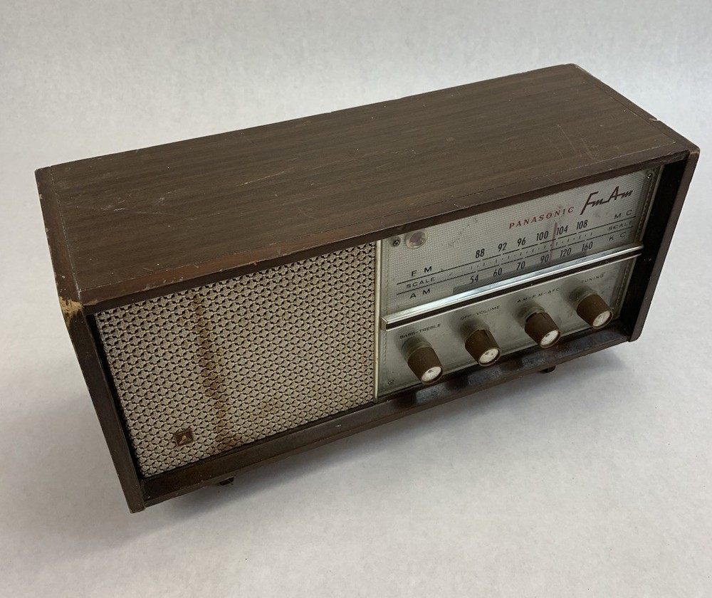Panasonic RE-763 Vintage FM-AM 2-Band Radio