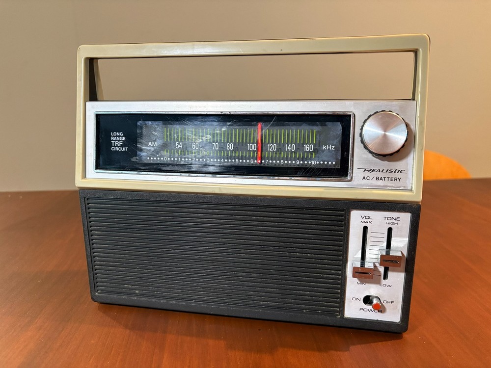 Realistic TRF 12-655 Long Range AM Radio
