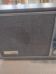 Lloyd&rsquo;s AM/FM Clock Radio Dated Between 60s and 70s Model 9J41-100A Vintage