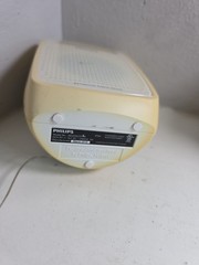Rare PHILIPS AE2330 Bathroom Radio great condition