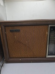 Vintage Wood Sony TFM-9450W AM/FM Radio