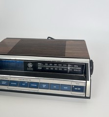Vtg 80&rsquo;s General Electric Clock Radio 7-4662B Blue Digital TESTED/WORKS – *READ*