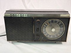 Vintage Motorola Radio B11E 1060s AM FM 35w USA for Parts or Repair