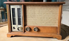 Zenith X334 AM/FM Table Radio Zenith Long Distance Radio Model X334