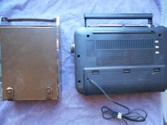 Lot of 2 Vintage PRECOR 810 5 Band AND GE Super Radio Long Range AM/FM 7-2887A