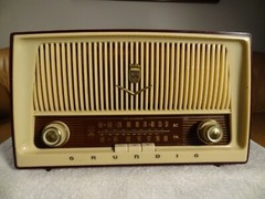 Grundig Majestic International Model: 87 USA Tube Radio