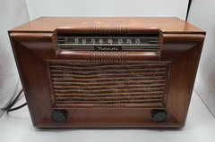 Vintage Motorola Aero Vane Radio 65X14-A (Working)