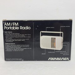 Soundesign AM/FM Portable Radio Model 2204 SGY Dual Power, Vintage~ NOS~ NIB~