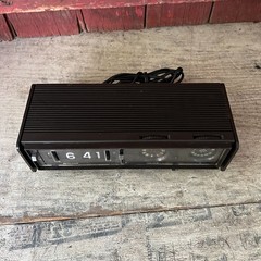 Radio Only – Vintage Midland Flip Clock AM/FM Radio Model 11-388 Brown