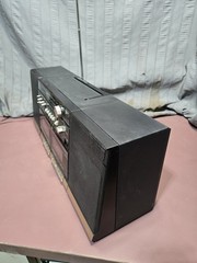 GE 3-5690A Boom Box Stereo AM/FM Radio & Cassette Detachable Speakers