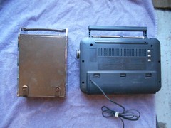 Lot of 2 Vintage PRECOR 810 5 Band AND GE Super Radio Long Range AM/FM 7-2887A