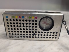VINTAGE Stewart Seiko Portable AM Battery Solid State Radio ~UNTESTED