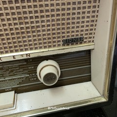 VINTAGE Telefunken Jubilate tube radio De Luxe 1261 Hell 1961/62 GERMANY