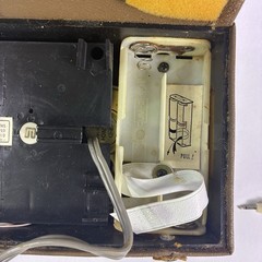 Rare Vintage Milovac AM Tuner Radio Leather Case AC/DC Solid State Working