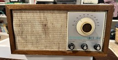 Vintage KLH Model Twenty One 21 FM Table Radio Wood Cabinet working condition