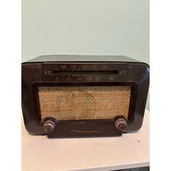 Vintage Motorola Tube Radio – Brown Bakelite AM Tabletop Radio MidCentury 1940s