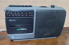 Vintage GE Portable FM/AM Radio Cassette TAPE Recorder – #3-5264A – TESTED 100%
