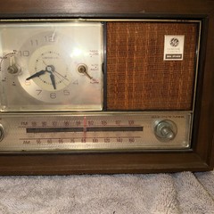 General Electric Solid State Dual Speaker Alarm Clock AM/FM Radio C1540 Working
