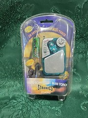 STRONICS Vintage FM Auto Scan Radio, Mini Torch, & Headphones Model: PA-338 NOS!