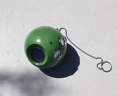 Vintage Panasonic Panapet 70 R-70 AM Ball Radio Green Space Age Japan WORKS