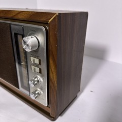 Sony ICF-9740W FM AM Table Radio Woodgrain Cabinet Analog Vintage