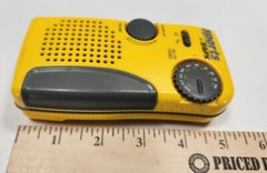 Vintage Sports Gran Prix By GPX Portable Pocket AM/FM Radio / Model A2095 / EUC