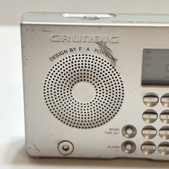 Vintage Grundig World Receiver Shortwave Radio Model YB-P 2000