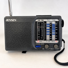 Jensen MR-400 AM FM TV 12 Channel Portable Radio Receiver Tested Works Vintage