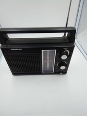 VTG SOUNDESIGN AM/FM PORTABLE RADIO, MOD # 2260-(A) Battery Or Electric. Tested