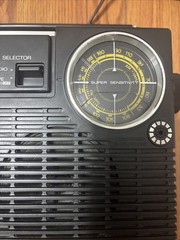 Vintage Sanyo Radio Model M2402-2 Retro 1980s Radio Tape Player