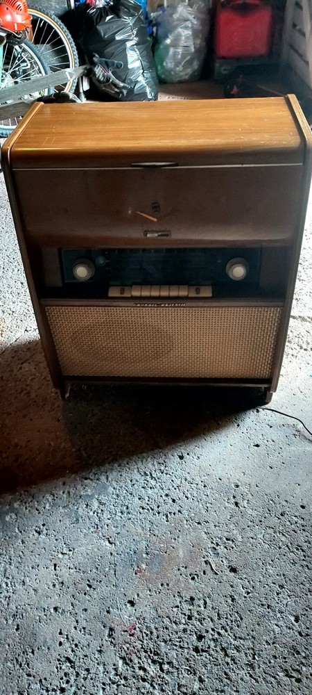 GRUNDIG Majestic 7000 / USA