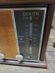 Vintage Zenith AM/FM Solid State Table Top Radio Model Z430 – AM Tested WORKING
