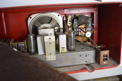 Vintage Magnavox Model AM-20 Tube Radio WORKS Collectible Electric MCM