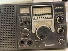 Vtg PANASONIC RF-2200 8 Band Short Wave Radio AM/FM. TESTED—READ DESCRIPTION!