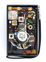 General Electric Radio P-2790 Solid State Handheld Battery Hong Kong NOT WORKING