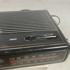 VINTAGE 1980s GE ALARM CLOCK RADIO Black MODEL 7-4612BKB – Everything Works