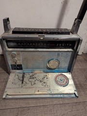 Vintage Zenith Royal 3000-1 Trans-Oceanic FM/AM Multiband Portable Radio-Working