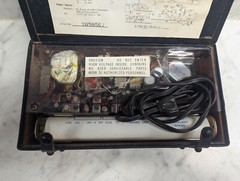 AMC Solid State SW/AM/FM SHORT WAVE PORTABLE AC/BATTERY Radio TF-316