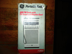 GE Portable Radio Model 7-2934 AM/FM/TV Sound/Weather Works!! Take A LOooOk..