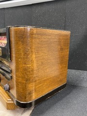 1942 – Vintage Philco Table Radio Model 42-327