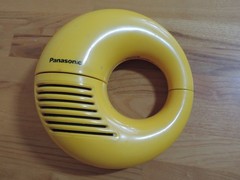 Vintage 1970s Yellow Panasonic Toot- A- Loop AM Radio R72 Works