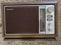 Vintage Sony AM/FM Tabletop Radio 2 Bands Wood Grain ICF-9740W